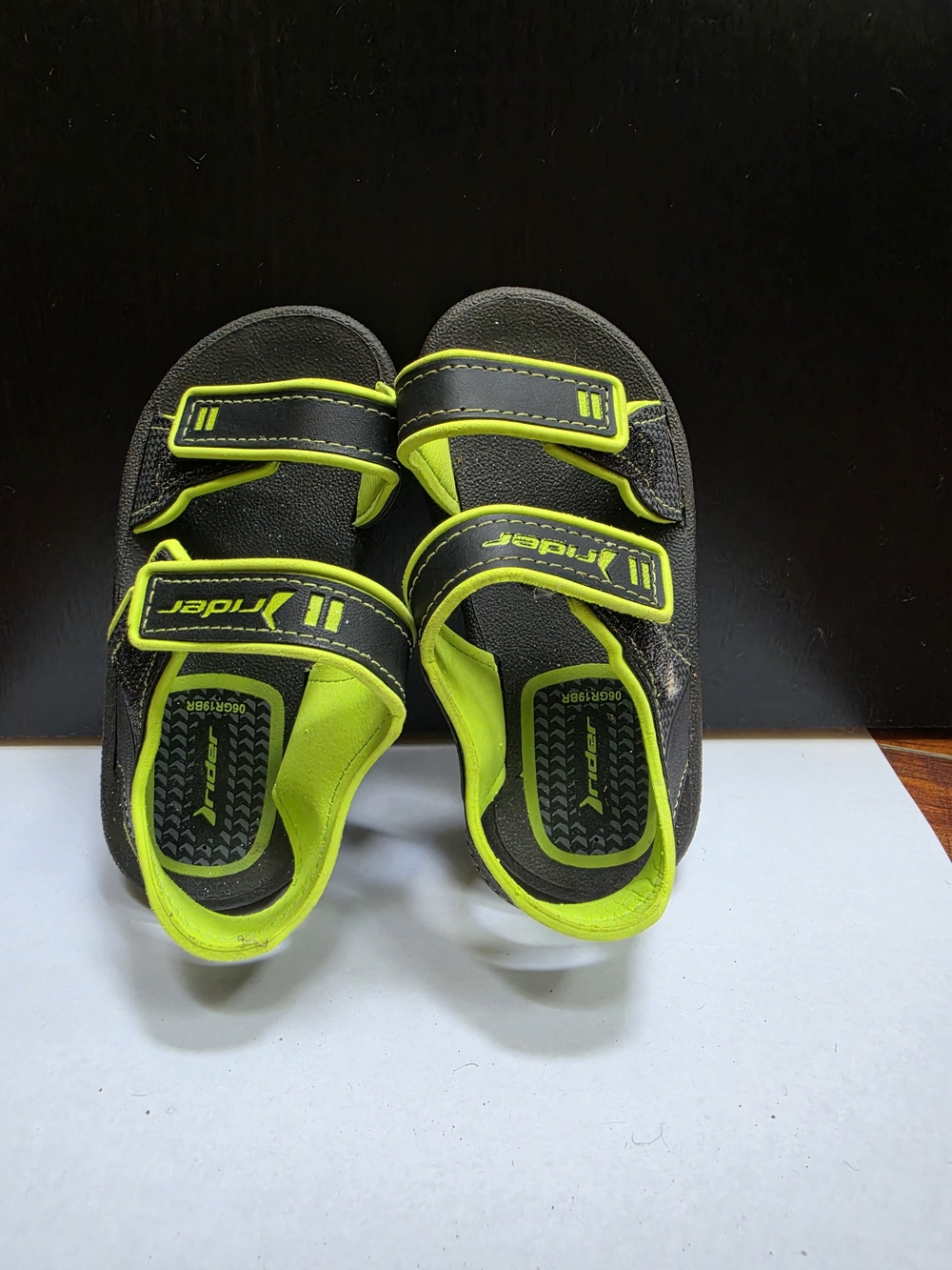 7 Toddler Riders by Lee Black and Neon Green Kids Adjustable Sandals